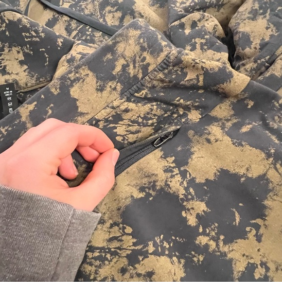 Lululemon city sweat set originally $236 - Picture 8 of 8